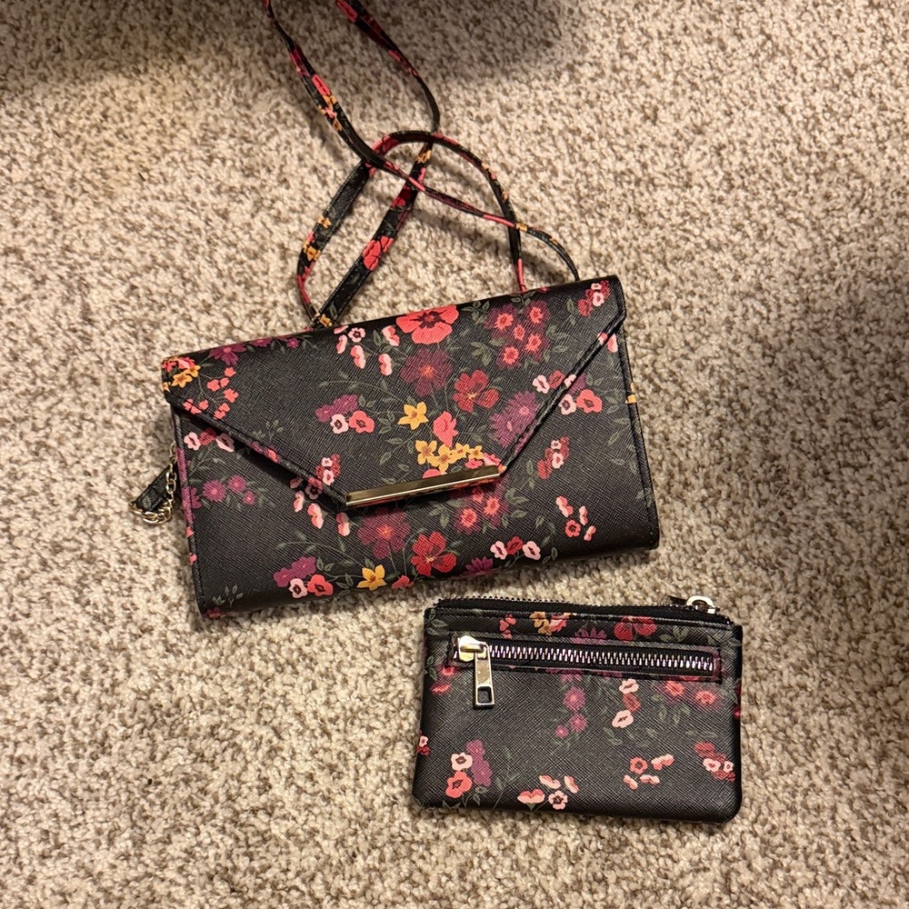 Floral Black and Pink Women's Bag Set
